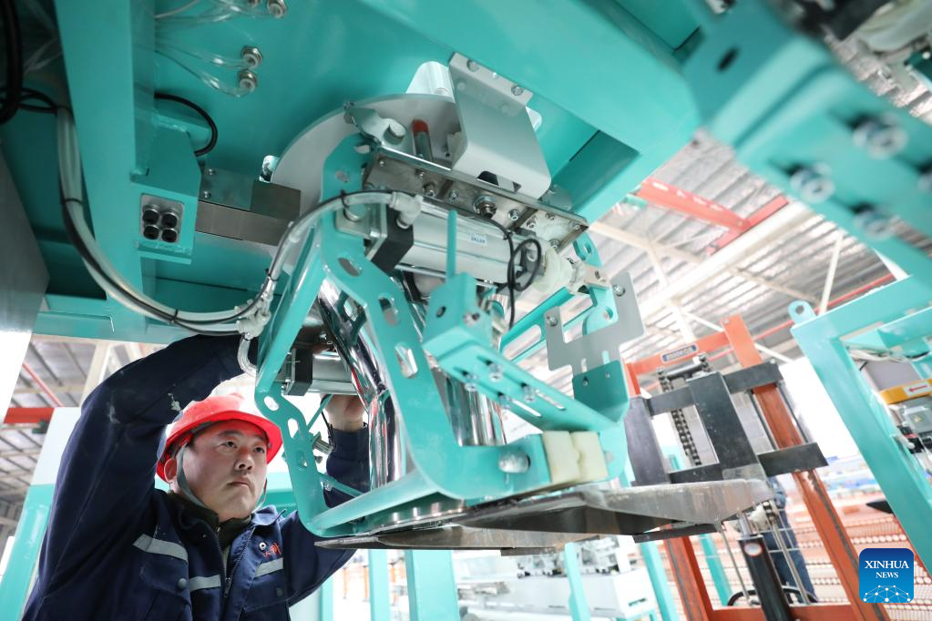 Enterprises across China ratchet up production in new year(图4)