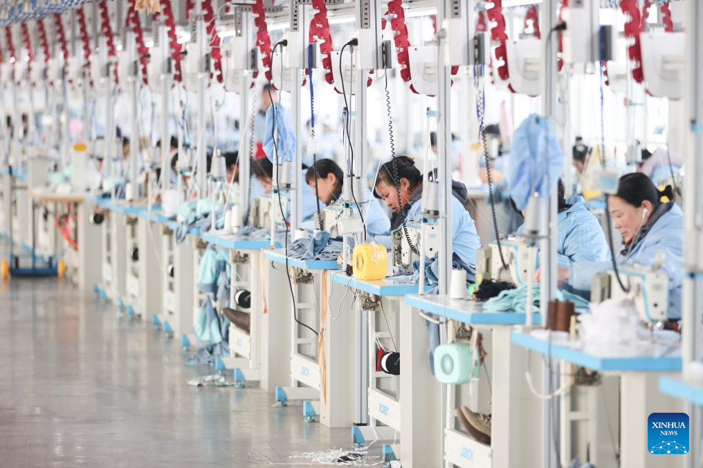 Enterprises across China ratchet up production in new year(图6)