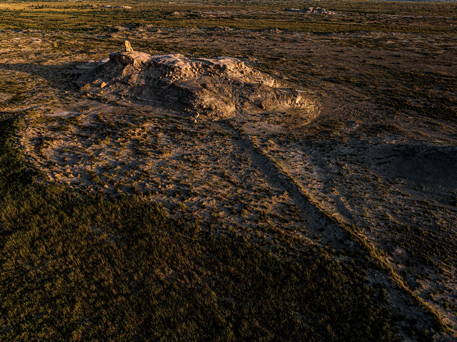 The Inner Mongolian Plateau, the second-largest plateau in China(图1)