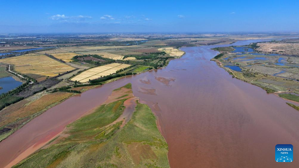 View of section of Yellow River in NW China(图2)