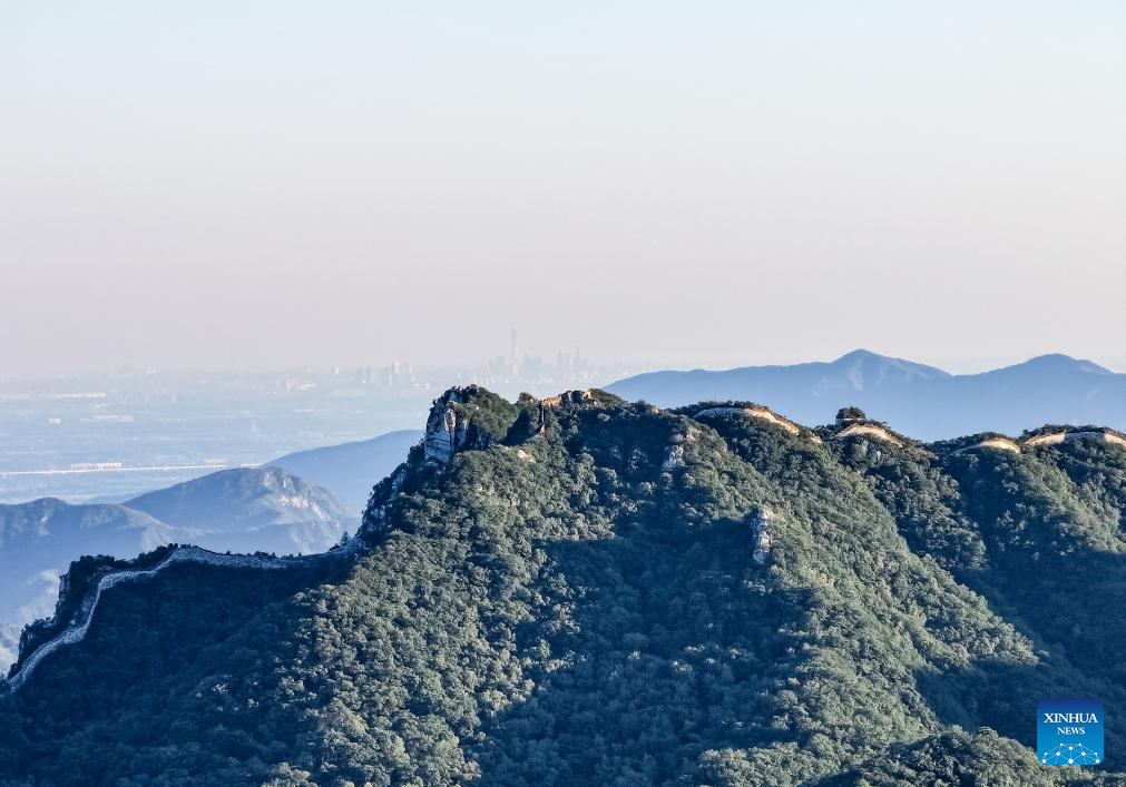 Aerial view of Great Wall in Beijing(图10)